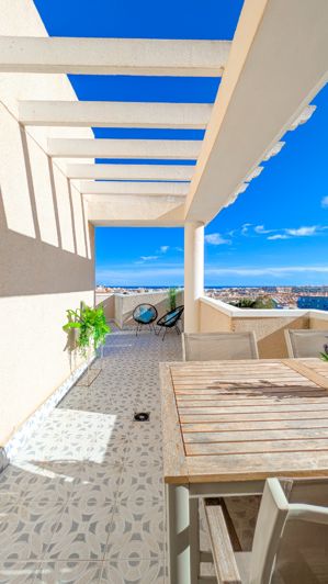 Image No.27-3 Bed Apartment for sale