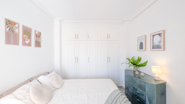 Image No.30-3 Bed Apartment for sale