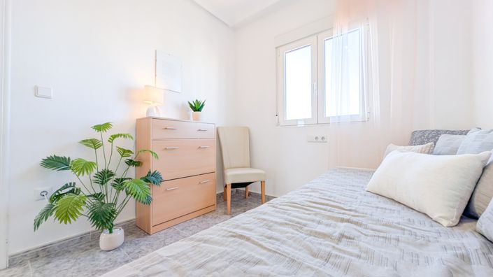 Image No.37-3 Bed Apartment for sale