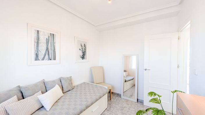 Image No.38-3 Bed Apartment for sale