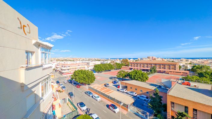 Image No.49-3 Bed Apartment for sale