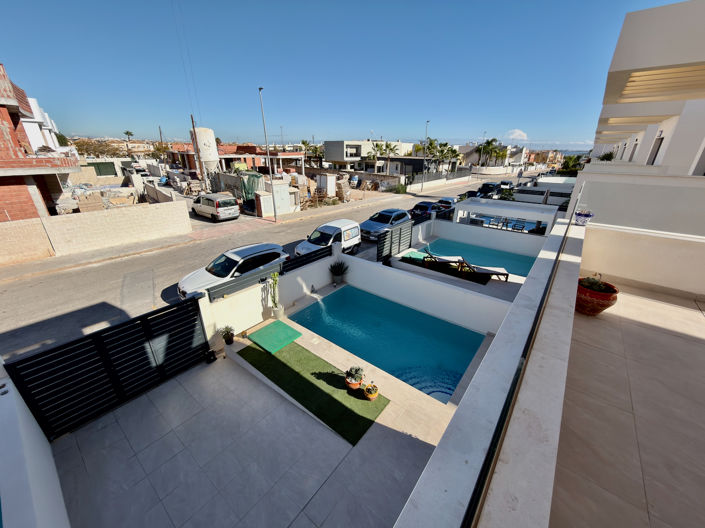 Image No.21-3 Bed Villa for sale