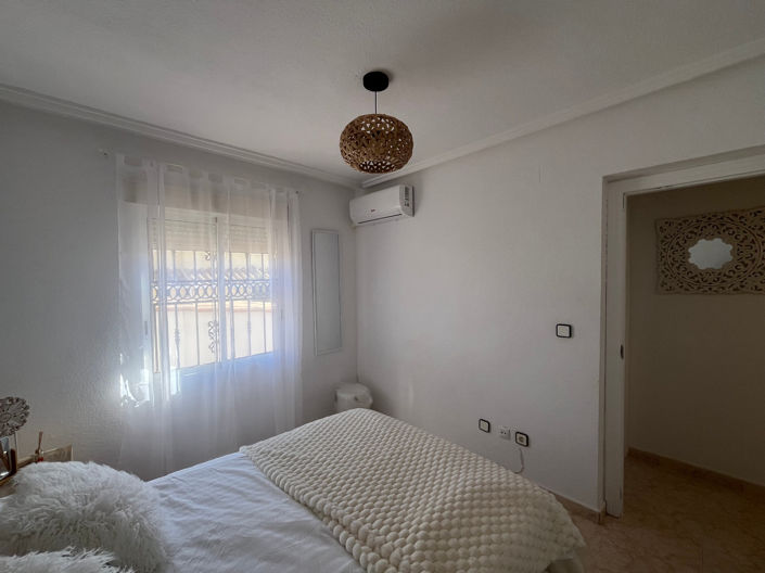 Image No.24-3 Bed Property for sale