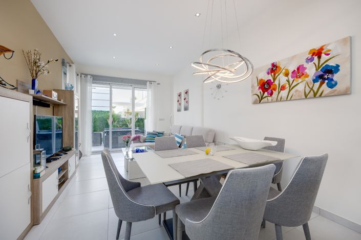 Image No.12-3 Bed Villa for sale