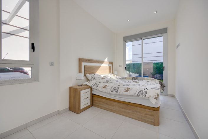 Image No.22-3 Bed Villa for sale