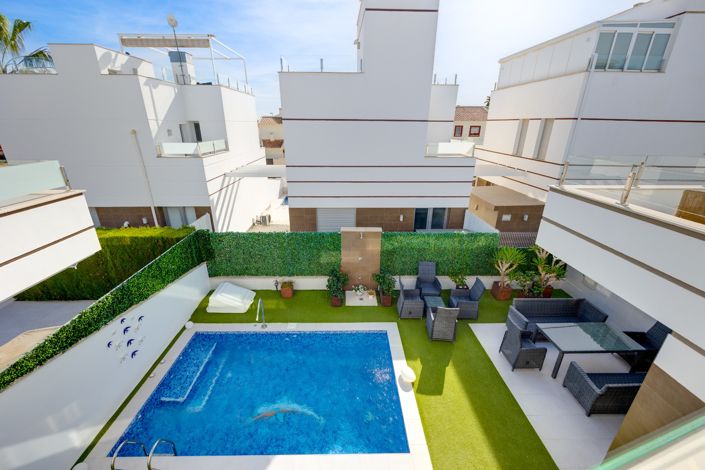 Image No.42-3 Bed Villa for sale