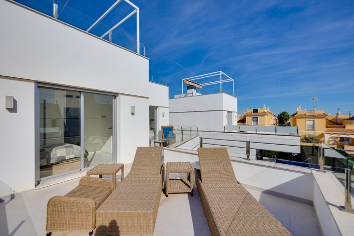 Image No.45-3 Bed Villa for sale