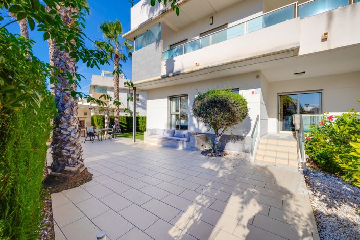 Image No.1-3 Bed Apartment for sale