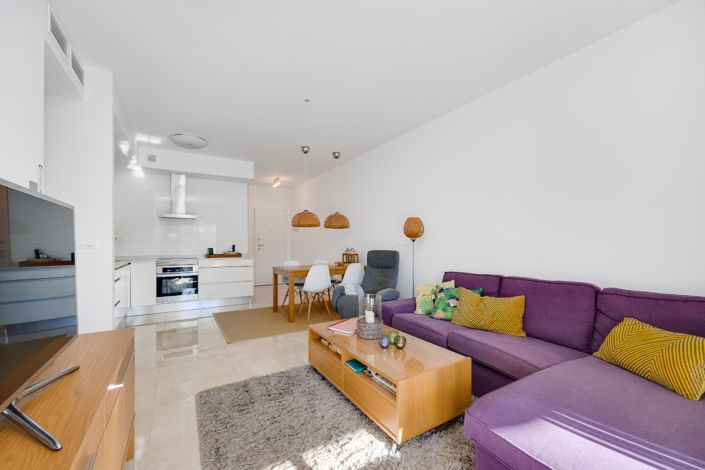 Image No.15-3 Bed Apartment for sale