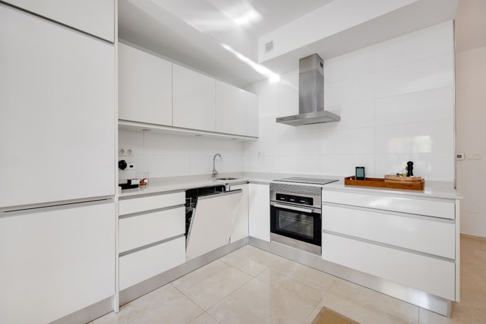 Image No.25-3 Bed Apartment for sale