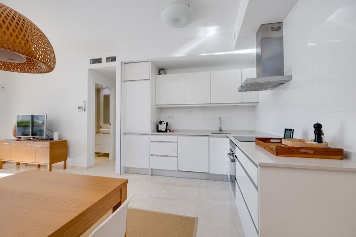 Image No.27-3 Bed Apartment for sale