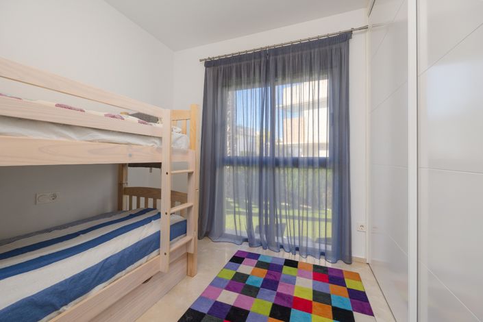 Image No.36-3 Bed Apartment for sale