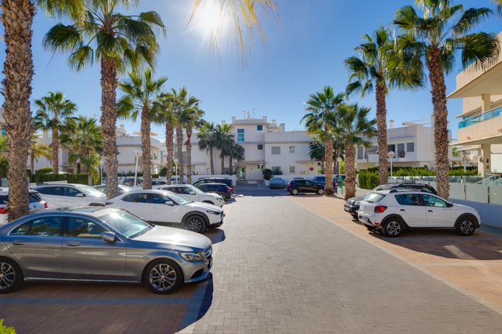 Image No.50-3 Bed Apartment for sale