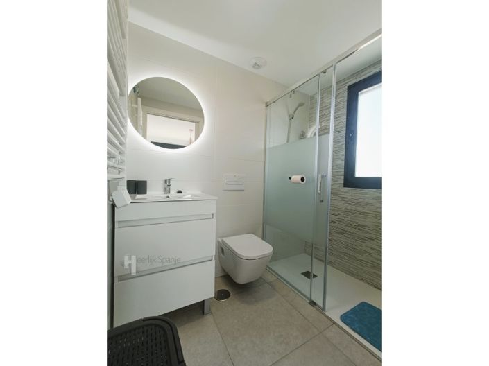 Image No.16-3 Bed Townhouse for sale