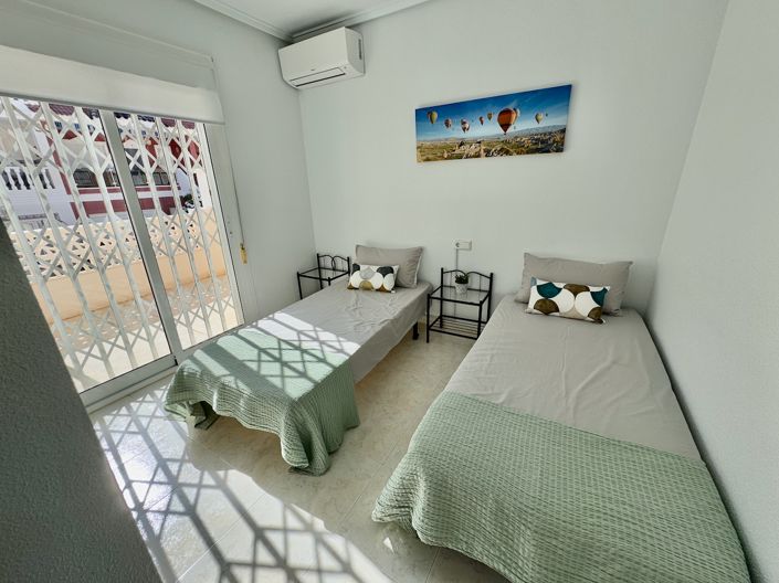 Image No.18-3 Bed Villa for sale