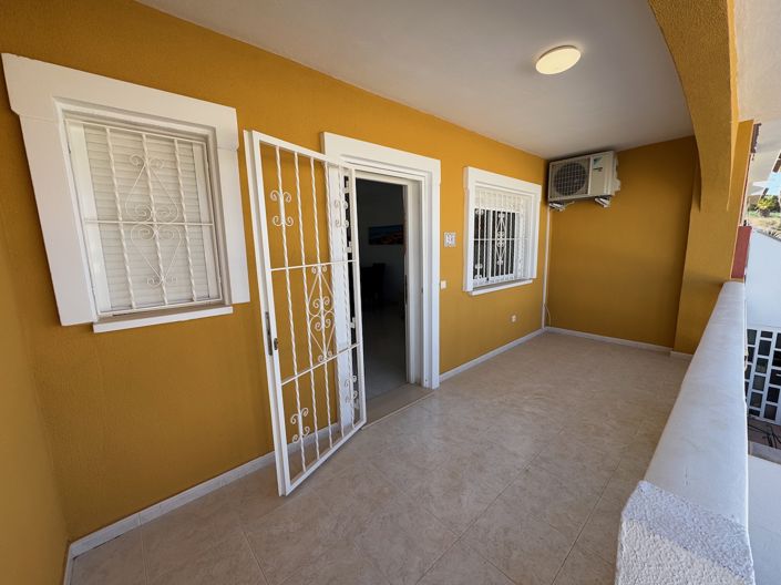 Image No.20-3 Bed Villa for sale