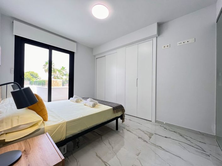 Image No.27-2 Bed Apartment for sale