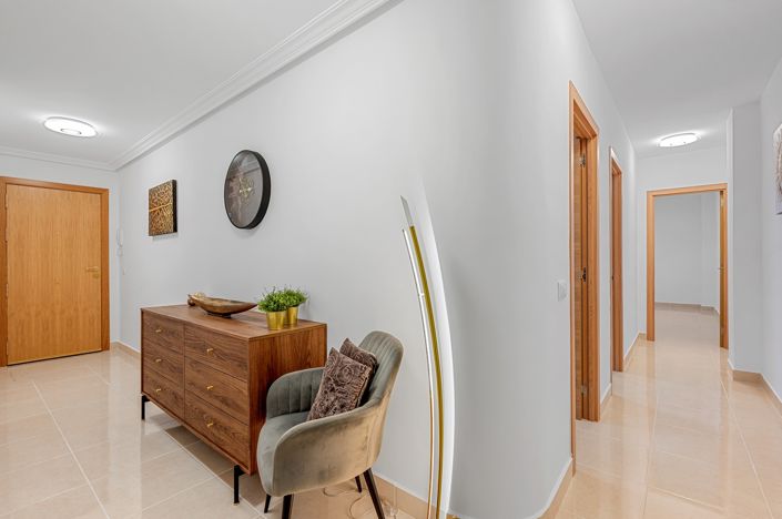 Image No.18-2 Bed Apartment for sale