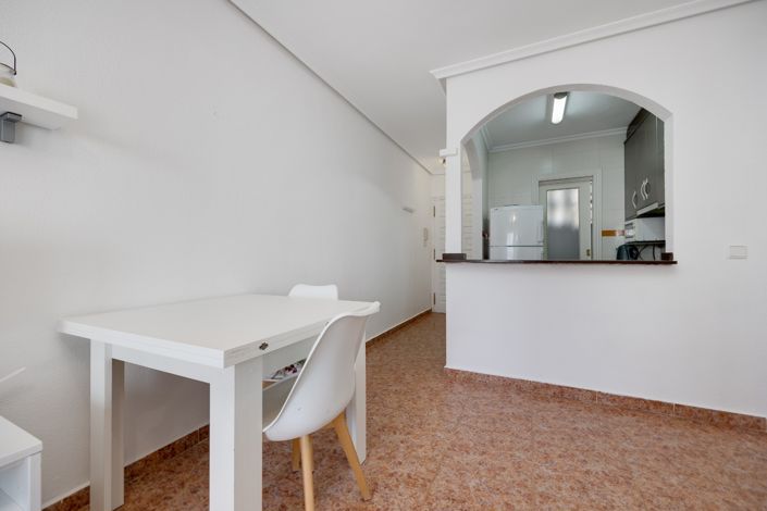 Image No.16-2 Bed Apartment for sale