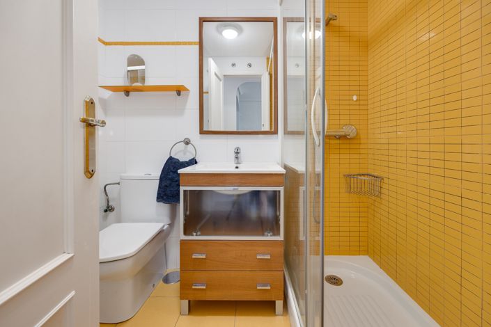 Image No.25-2 Bed Apartment for sale