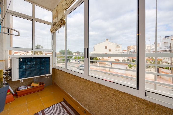 Image No.30-2 Bed Apartment for sale