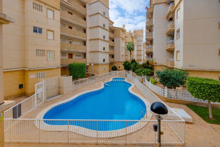 Image No.33-2 Bed Apartment for sale