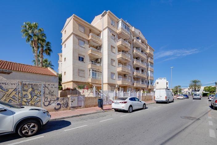 Image No.48-2 Bed Apartment for sale