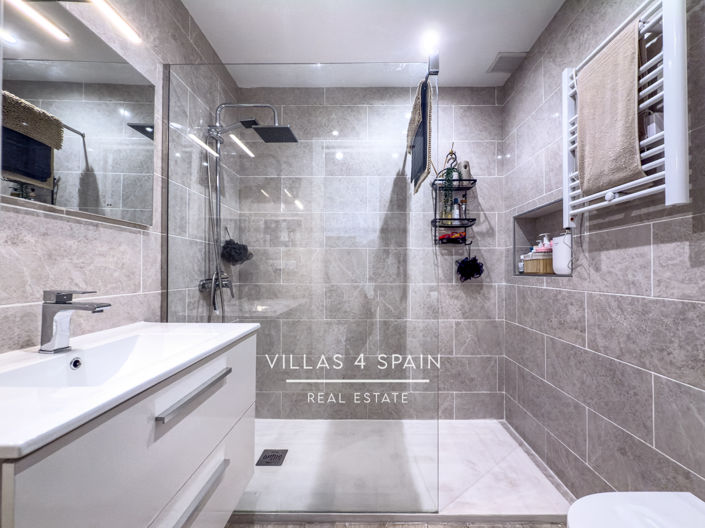 Image No.39-Appartement de 2 chambres à vendre à Torrevieja