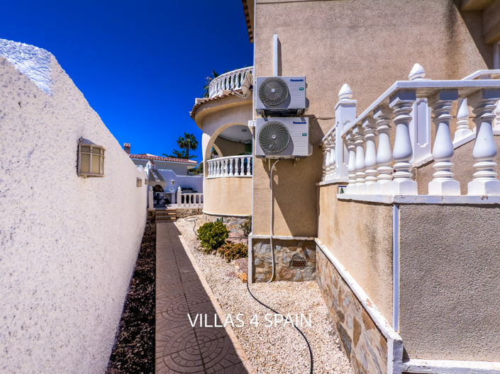 Image No.13-4 Bed Villa for sale