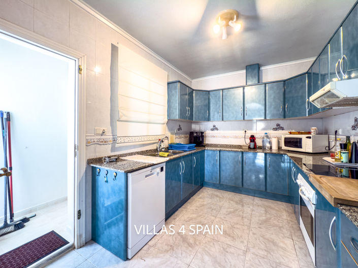 Image No.38-4 Bed Villa for sale