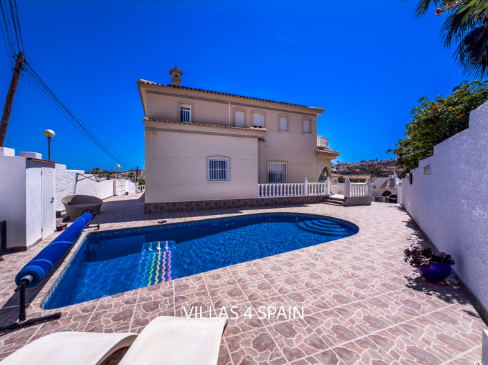 Image No.4-4 Bed Villa for sale