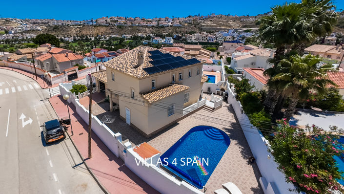 Image No.54-4 Bed Villa for sale