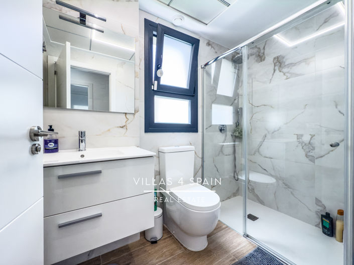 Image No.36-2 Bed Apartment for sale