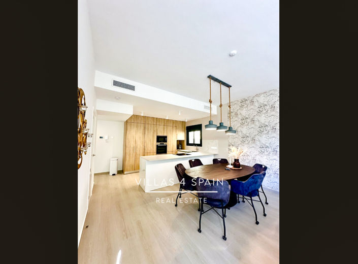 Image No.10-3 Bed Villa for sale