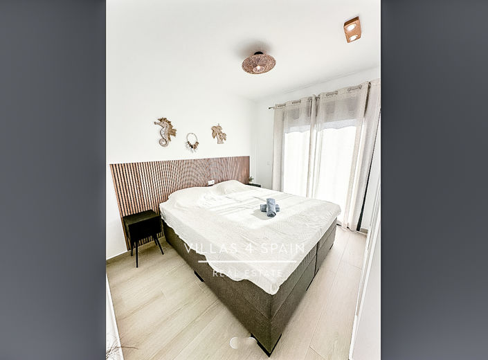 Image No.17-3 Bed Villa for sale