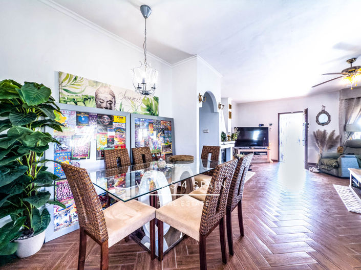 Image No.27-4 Bed Villa for sale