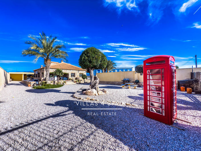 Image No.5-4 Bed Villa for sale