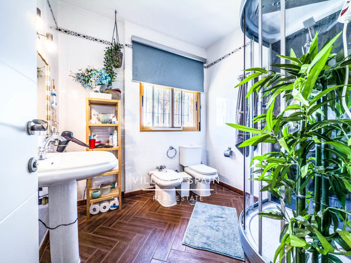 Image No.43-4 Bed Villa for sale