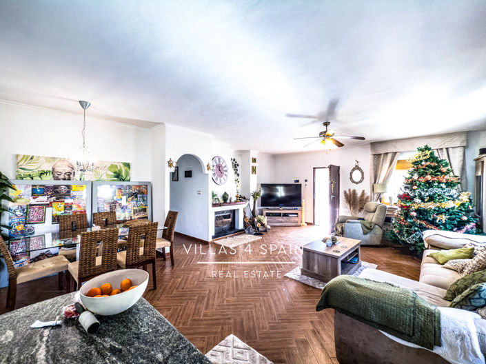 Image No.26-4 Bed Villa for sale