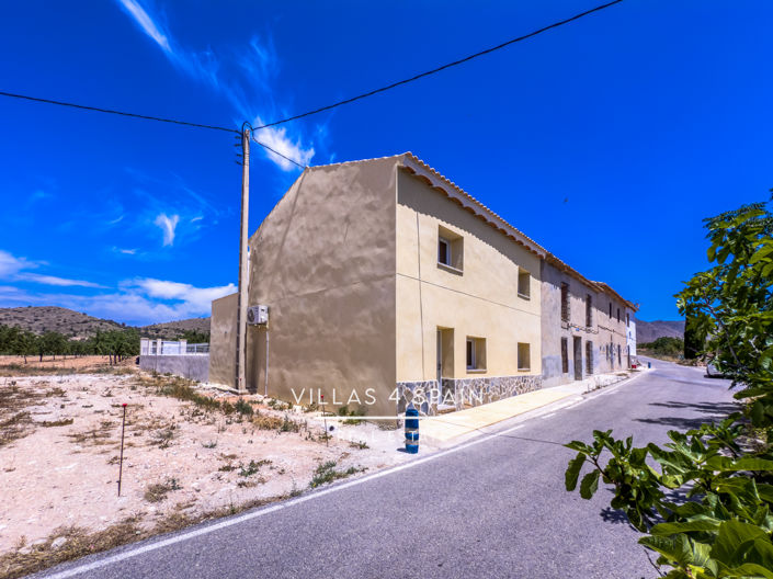 Image No.8-Propriété de 4 chambres à vendre à Canalosa