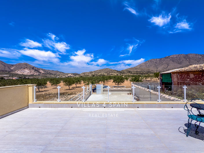 Image No.43-4 Bed Property for sale