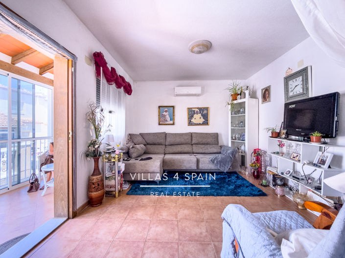 Image No.16-3 Bed Property for sale