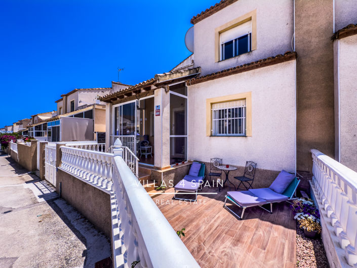 Image No.3-3 Bed Property for sale