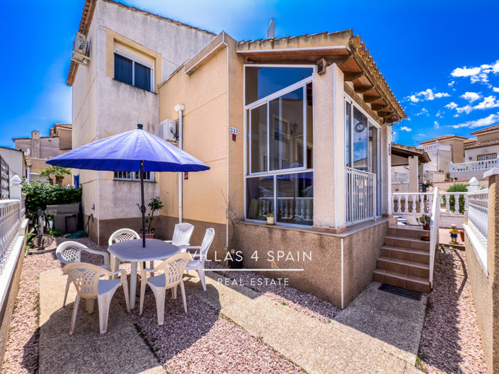 Image No.43-3 Bed Property for sale