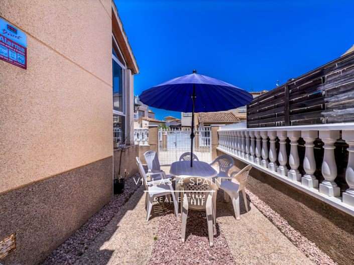 Image No.44-3 Bed Property for sale