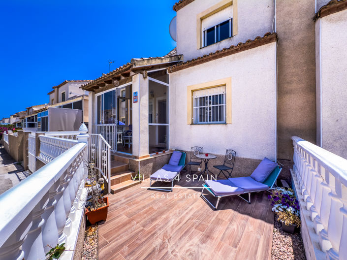 Image No.9-3 Bed Property for sale