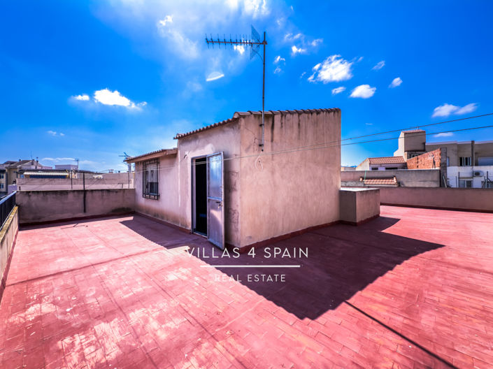 Image No.48-8 Bed Townhouse for sale