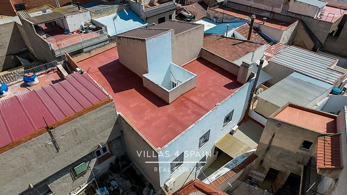 Image No.52-8 Bed Townhouse for sale