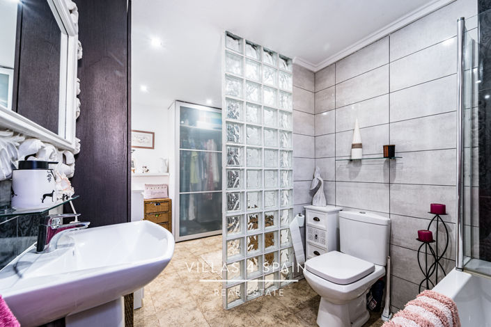 Image No.33-Villa de 4 chambres à vendre à Orihuela Costa