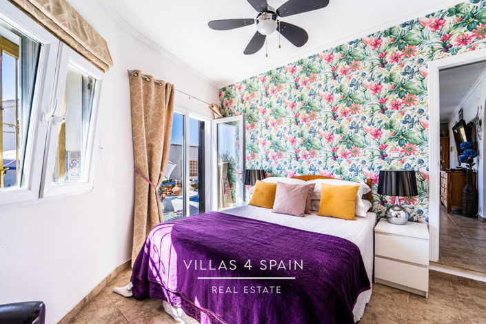 Image No.38-Villa de 4 chambres à vendre à Orihuela Costa